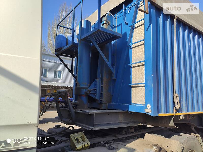 Зерновоз - полуприцеп Lecinena SRPR 1998 в Николаеве