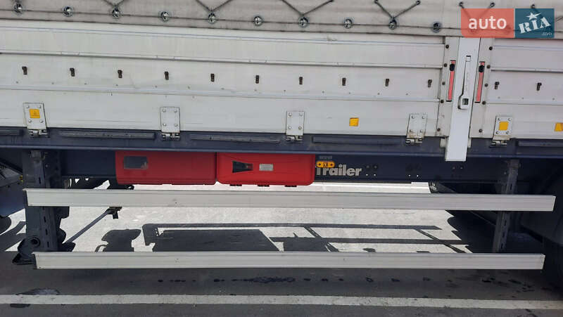 Тентованный борт (штора) - полуприцеп LeciTrailer 3E19SD 2004 в Чернигове