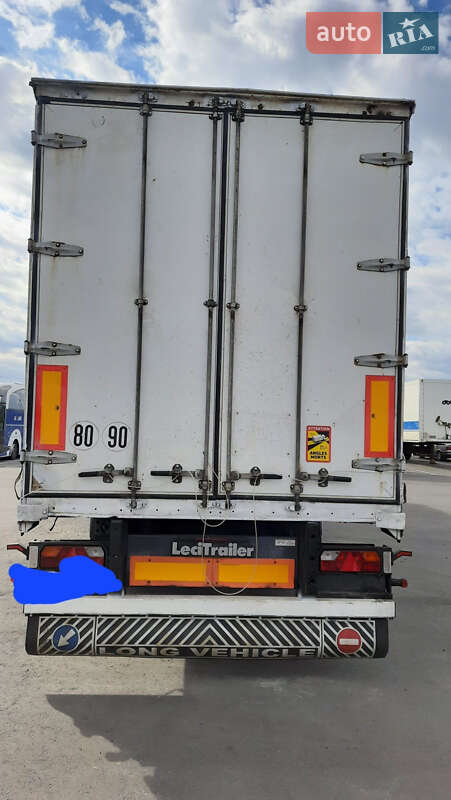Тентованный борт (штора) - полуприцеп LeciTrailer 3E19SD 2004 в Чернигове