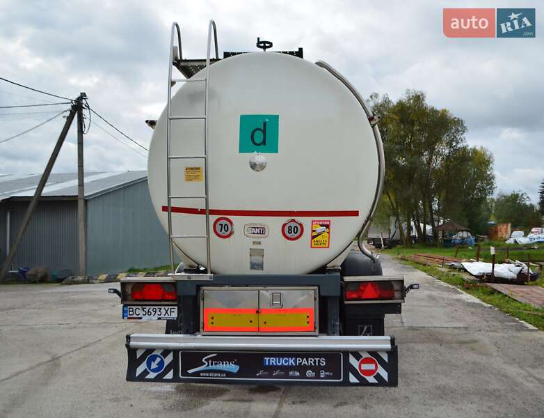 Цистерна полуприцеп LeciTrailer 3Е20 2011 в Львове