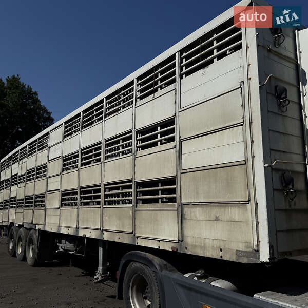 Для перевозки животных - полуприцеп LeciTrailer SR 2005 в Шептицькому