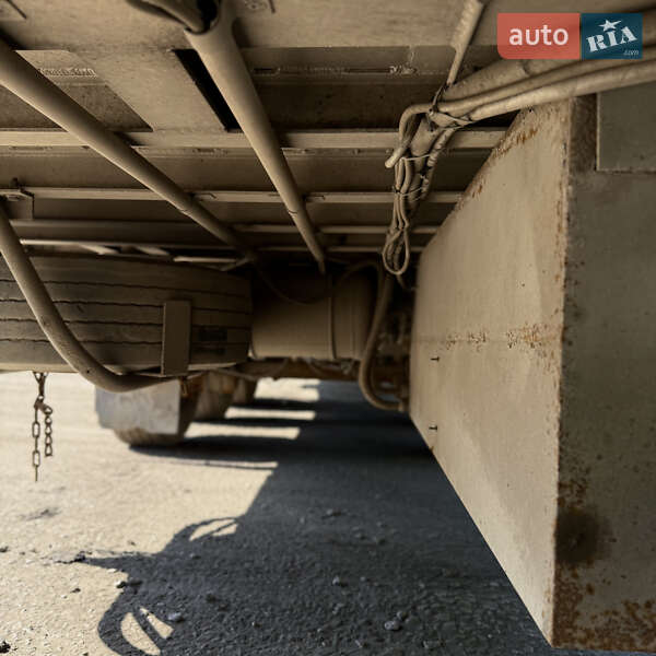 Для перевозки животных - полуприцеп LeciTrailer SR 2005 в Шептицькому