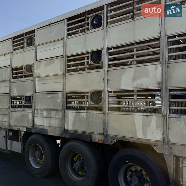 Для перевозки животных - полуприцеп LeciTrailer SR 2005 в Шептицькому