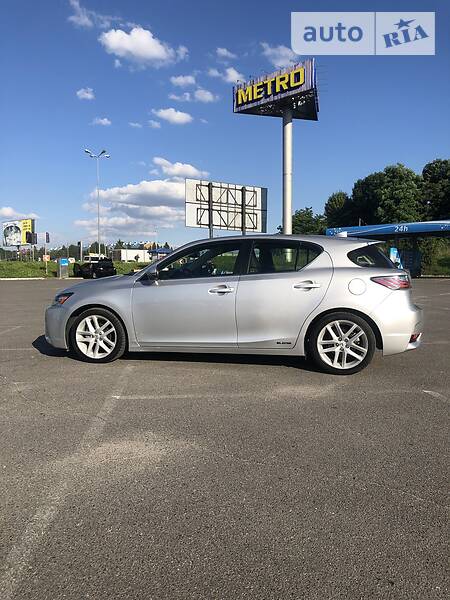 Хетчбек Lexus CT 2015 в Львові