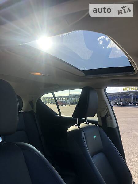 Хетчбек Lexus CT 2015 в Львові