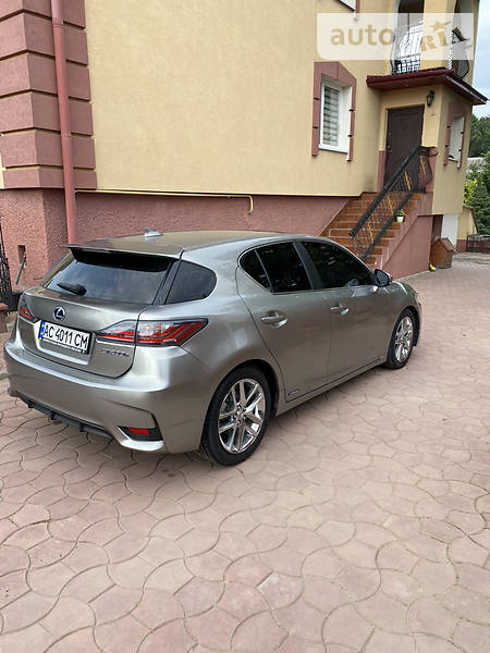 Хетчбек Lexus CT 2016 в Луцьку фото 9 Хетчбек Lexus CT 2016 в Луцьку
