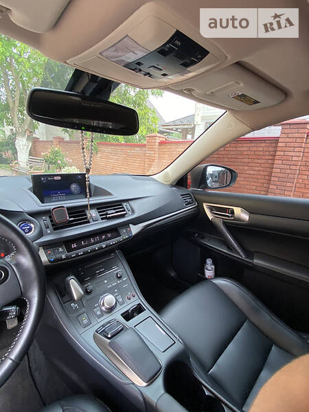 Хетчбек Lexus CT 2016 в Луцьку фото 19 Хетчбек Lexus CT 2016 в Луцьку