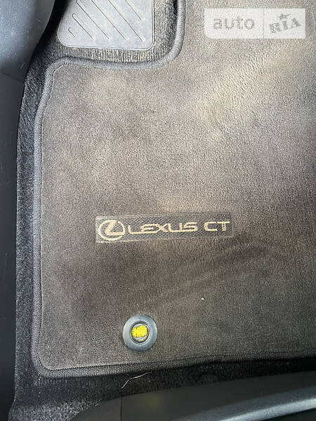 Хетчбек Lexus CT 2016 в Луцьку фото 20 Хетчбек Lexus CT 2016 в Луцьку