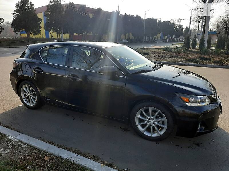 Хэтчбек Lexus CT 2013 в Краматорске