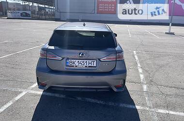 Хэтчбек Lexus CT 2014 в Ровно