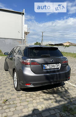 Хетчбек Lexus CT 2013 в Івано-Франківську