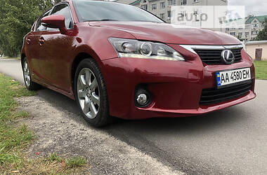 Хэтчбек Lexus CT 2013 в Киеве