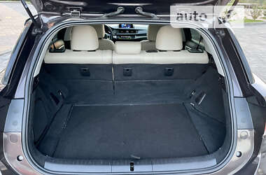 Хэтчбек Lexus CT 2012 в 