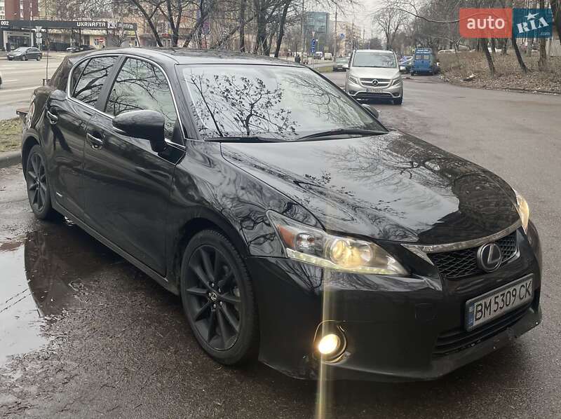 Хэтчбек Lexus CT 2012 в Киеве
