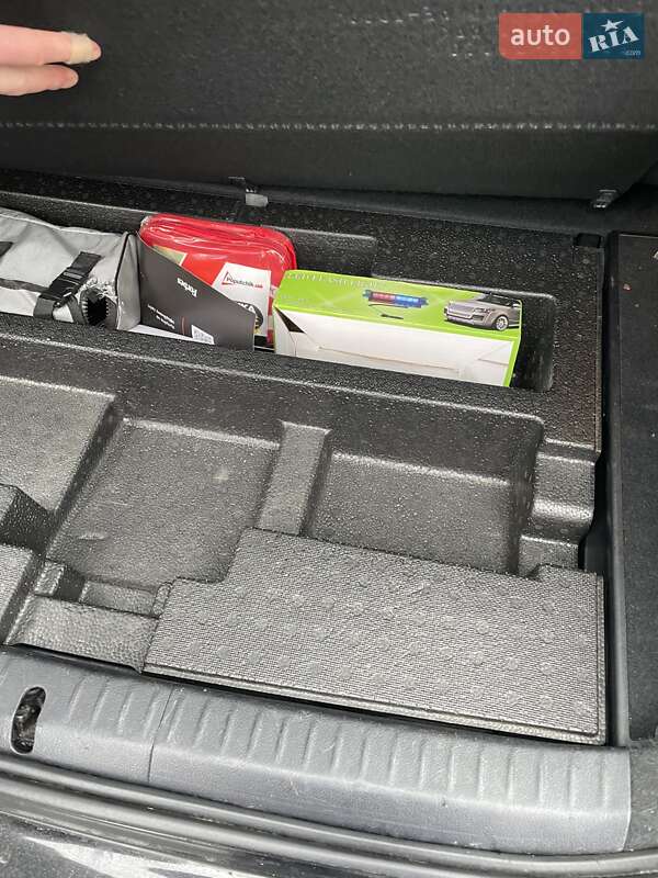 Хэтчбек Lexus CT 2012 в Киеве