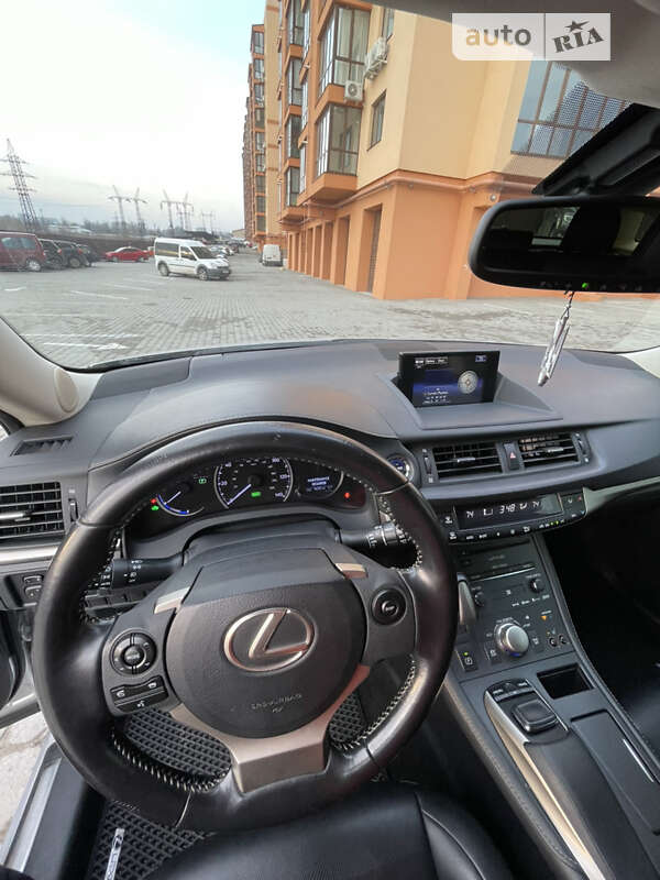 Хэтчбек Lexus CT 2016 в Днепре