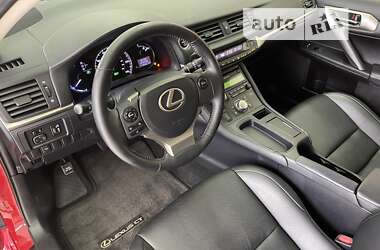 Хетчбек Lexus CT 2015 в Чернівцях