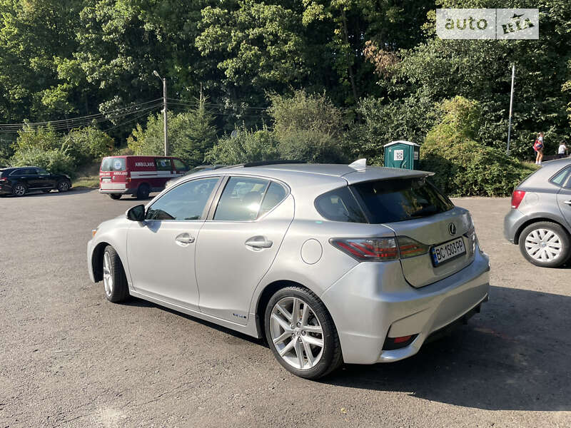 Хэтчбек Lexus CT 2014 в Львове фото 6 Хэтчбек Lexus CT 2014 в Львове