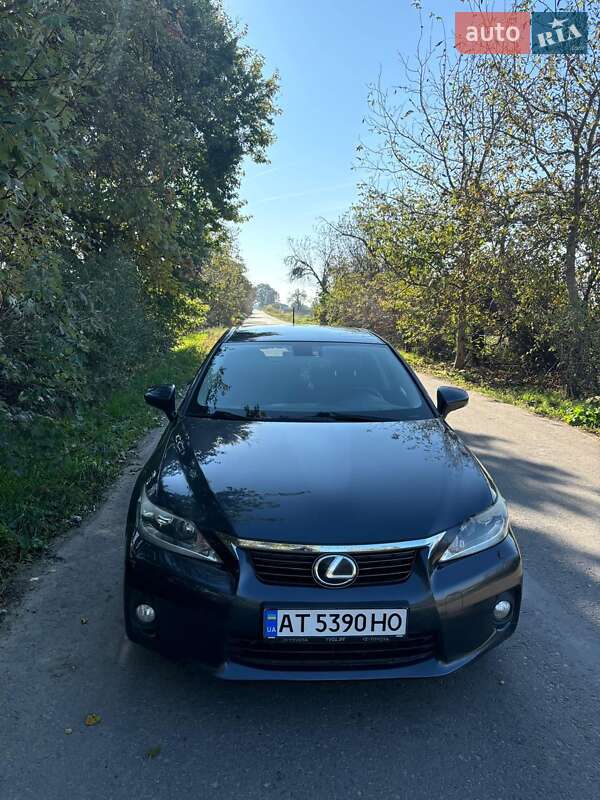 Хетчбек Lexus CT 2011 в Ужгороді фото 2 Хетчбек Lexus CT 2011 в Ужгороді