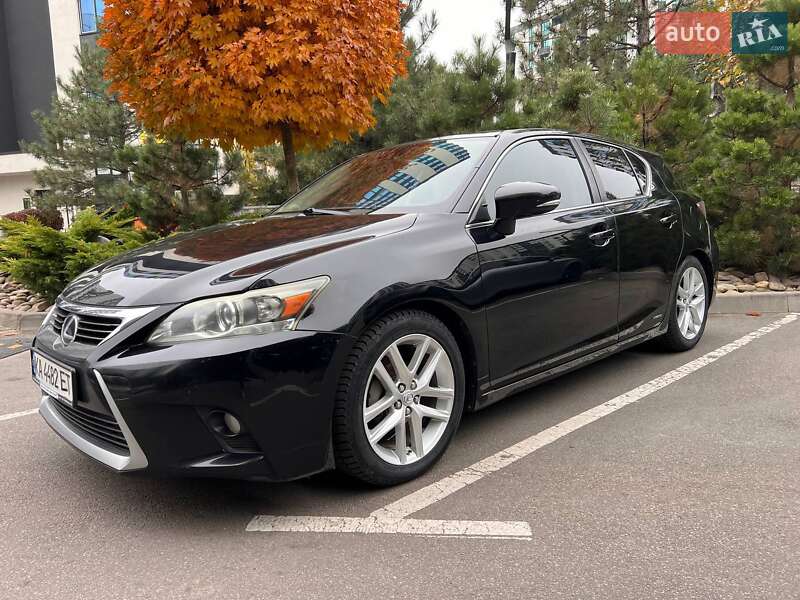 Хэтчбек Lexus CT 2014 в Киеве