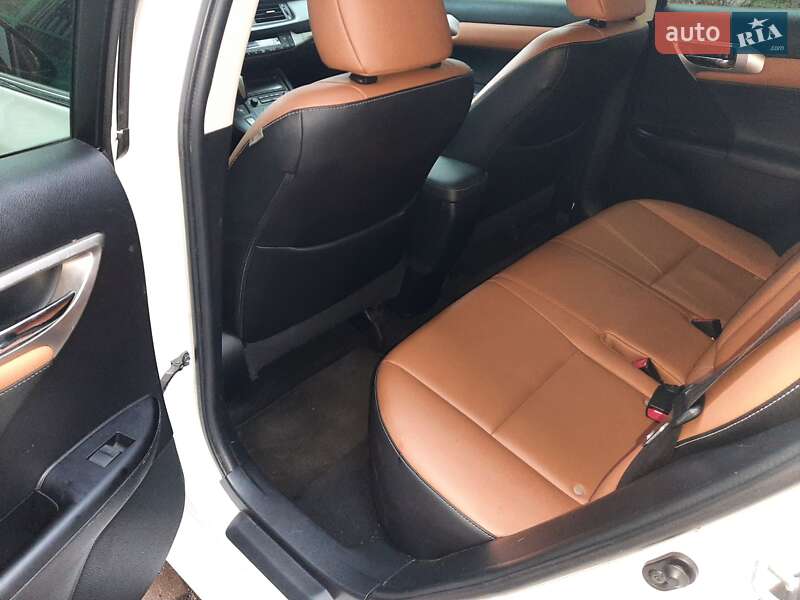 Хэтчбек Lexus CT 2015 в Одессе