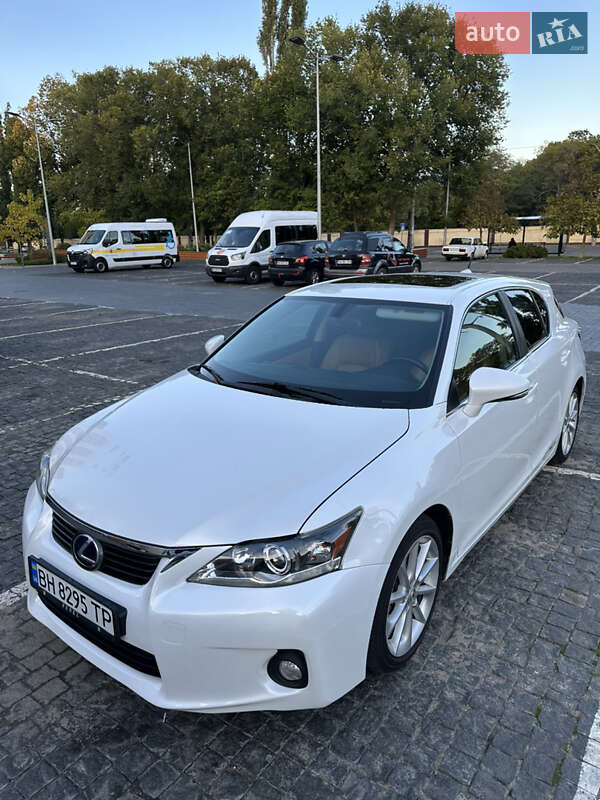 Хэтчбек Lexus CT 2012 в Одессе