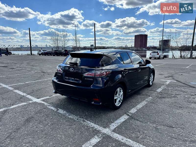 Хетчбек Lexus CT 2014 в Києві фото 7 Хетчбек Lexus CT 2014 в Києві