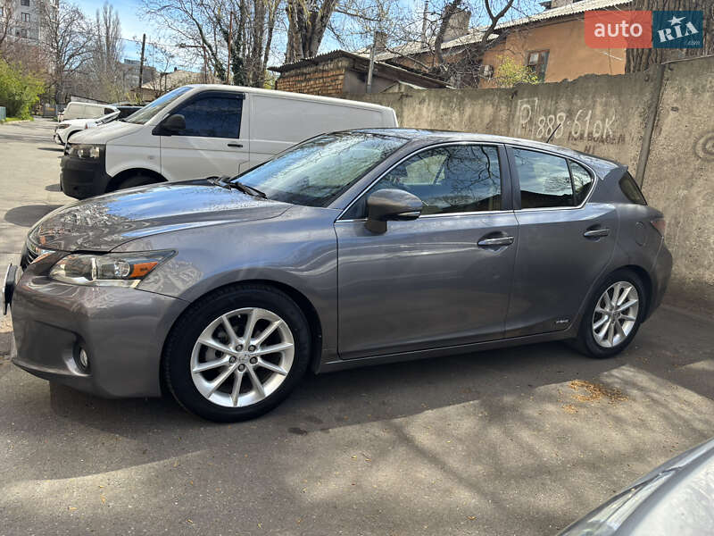 Хэтчбек Lexus CT 2012 в Одессе