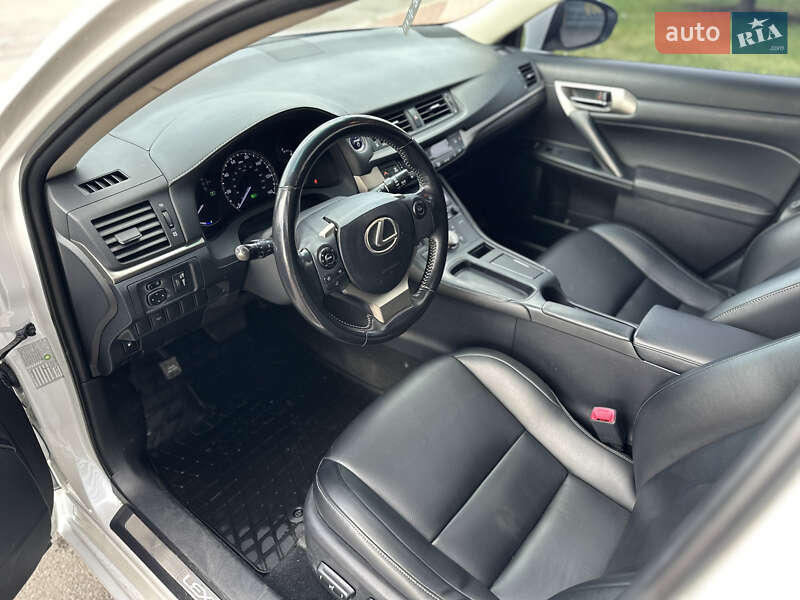 Хетчбек Lexus CT 2015 в Києві