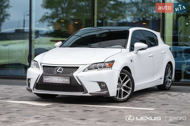 Lexus CT 2015