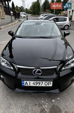 Хэтчбек Lexus CT 2011 в 