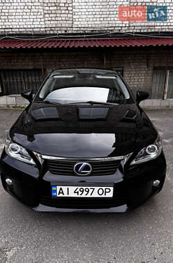 Хэтчбек Lexus CT 2011 в 