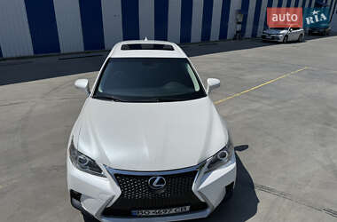 Хетчбек Lexus CT 2015 в 