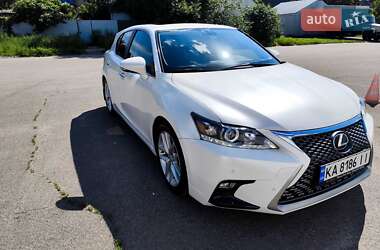 Хэтчбек Lexus CT 2016 в 