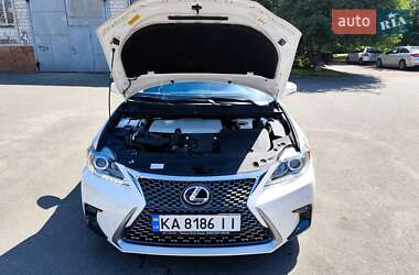 Хэтчбек Lexus CT 2016 в 