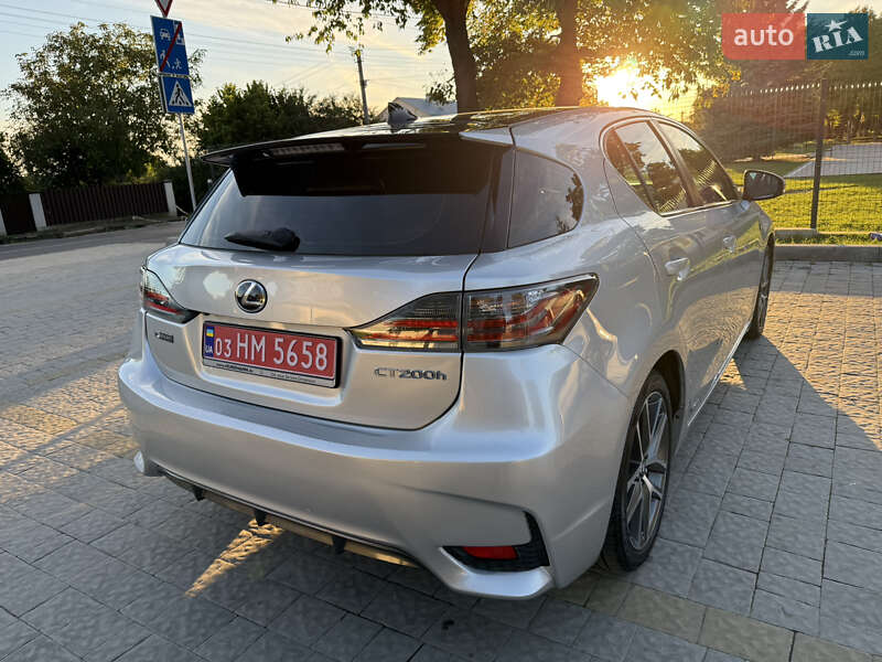 Хэтчбек Lexus CT 2015 в Львове