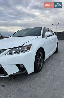 Хэтчбек Lexus CT 2014 в Южноукраинске