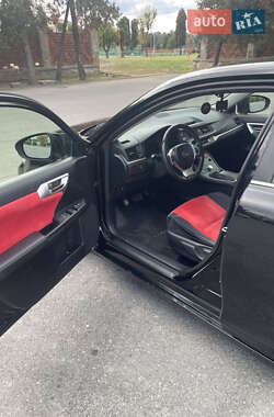 Хэтчбек Lexus CT 2013 в Ужгороде