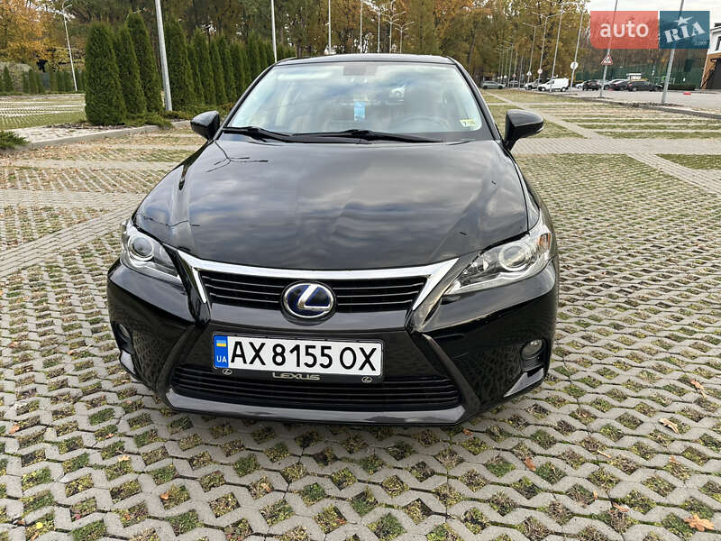 Хэтчбек Lexus CT 2014 в Харькове