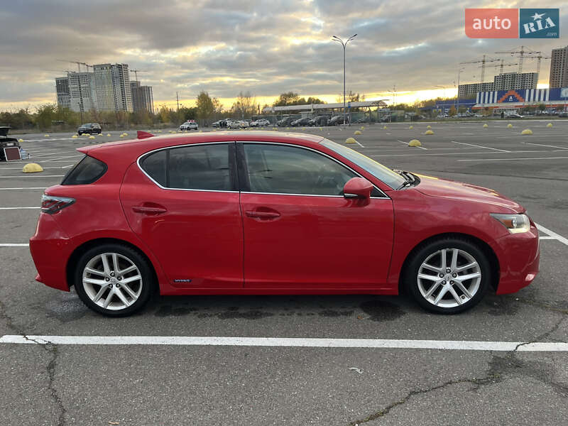 Хэтчбек Lexus CT 2014 в Киеве фото 9 Хэтчбек Lexus CT 2014 в Киеве