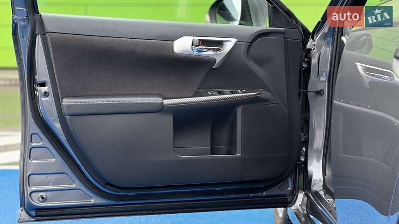 Хетчбек Lexus CT 2012 в Києві
