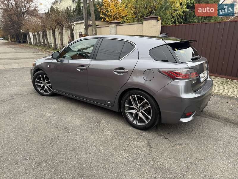 Хетчбек Lexus CT 2015 в Києві