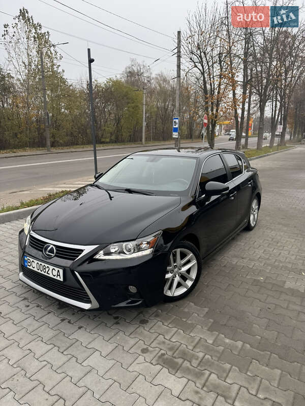 Хэтчбек Lexus CT 2015 в Луцке