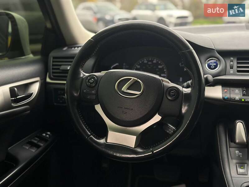 Хэтчбек Lexus CT 2016 в Одессе