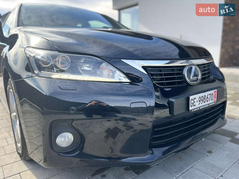 Хетчбек Lexus CT 2011 в Луцьку