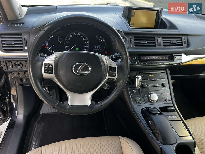 Хетчбек Lexus CT 2011 в Луцьку