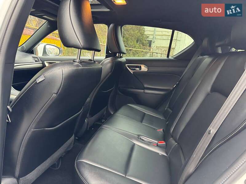 Хэтчбек Lexus CT 2016 в Одессе