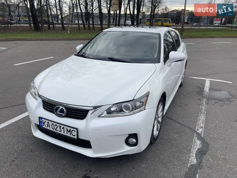 Хэтчбек Lexus CT 2011 в Киеве фото 8 Хэтчбек Lexus CT 2011 в Киеве