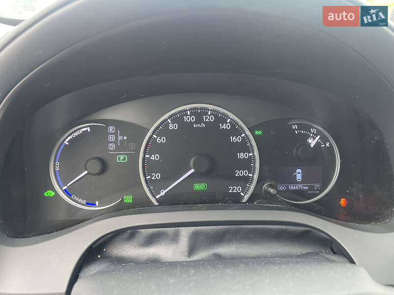 Хэтчбек Lexus CT 2011 в Киеве фото 13 Хэтчбек Lexus CT 2011 в Киеве