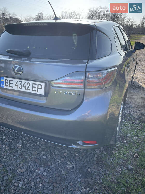 Хэтчбек Lexus CT 2013 в Николаеве